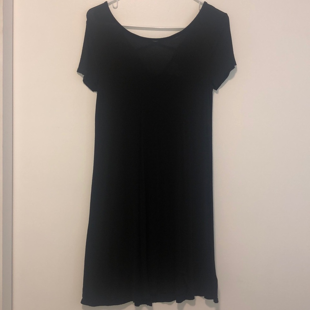 black flowy dress